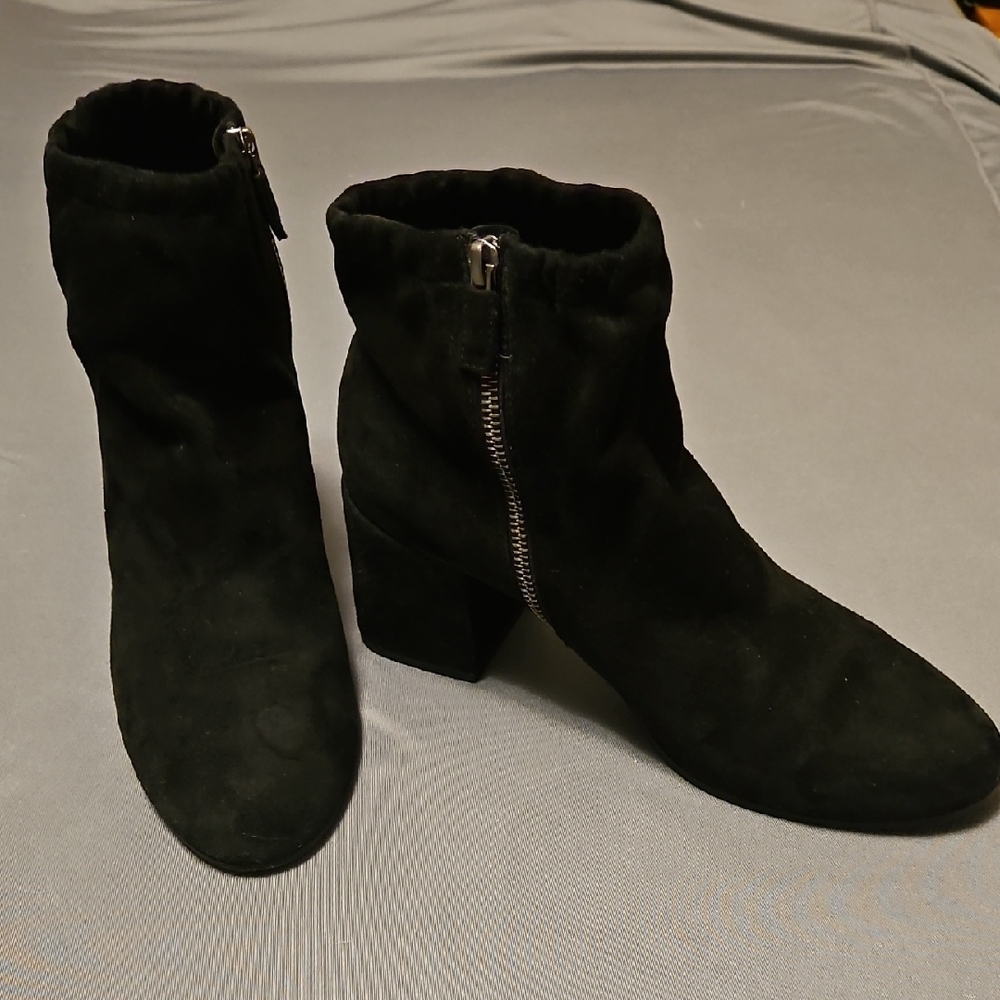 Eileen Fisher Black Ankle Booties with Chunky Heel